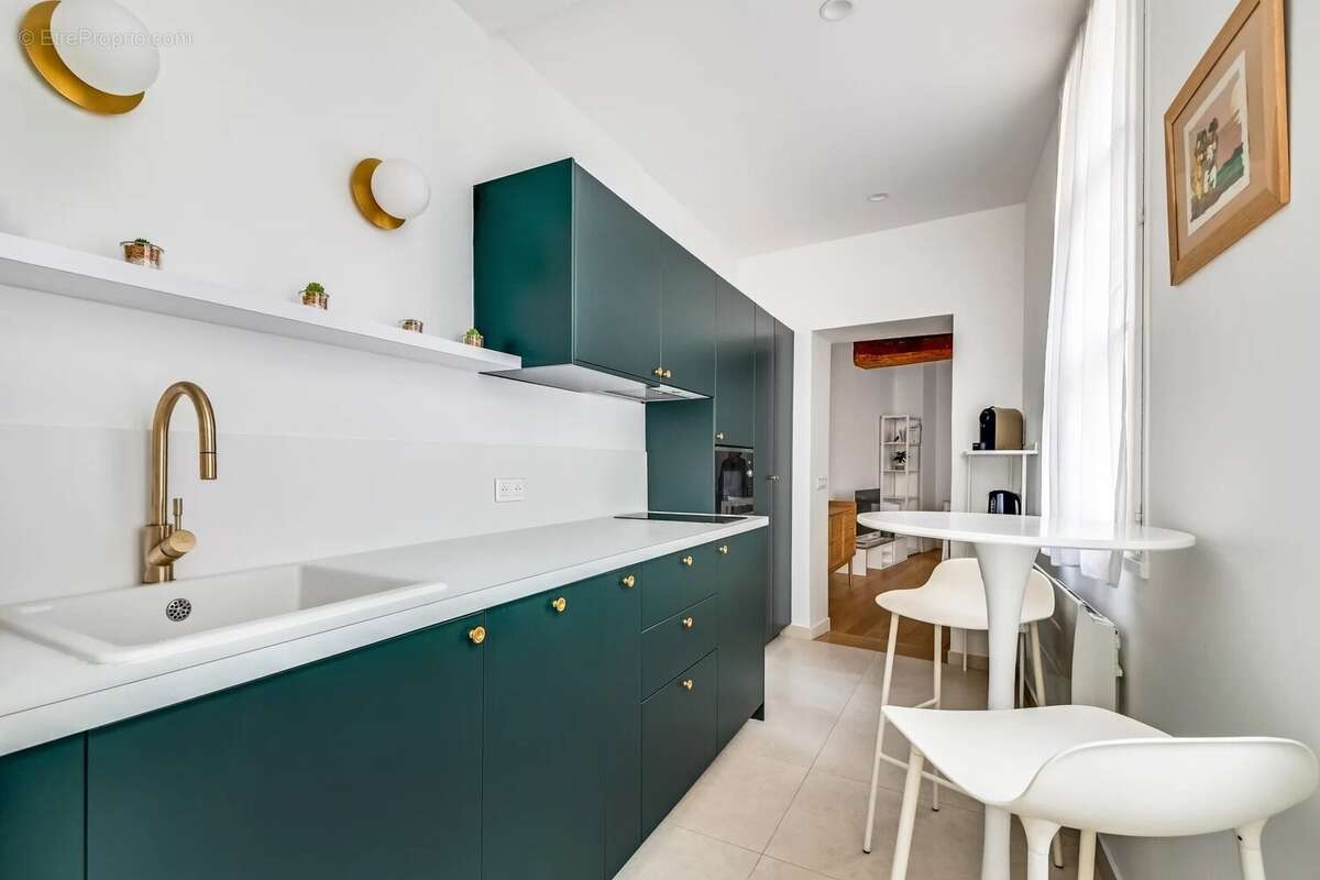Appartement à PARIS-4E
