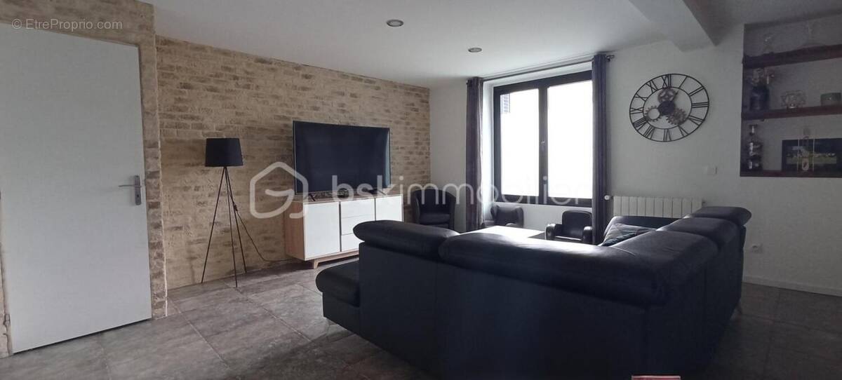 Maison à LEUVILLE-SUR-ORGE