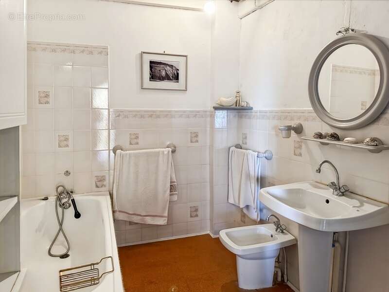 Maison à BASSOUES