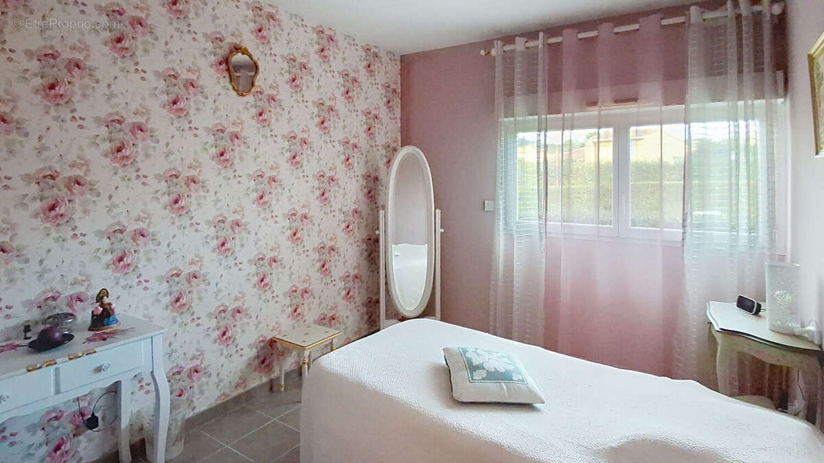 Appartement à LES ANGLES