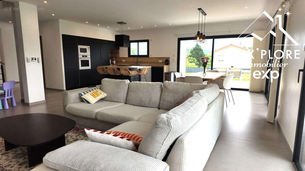 Maison 187 m² à Villette-Sur-Ain  - photo 5