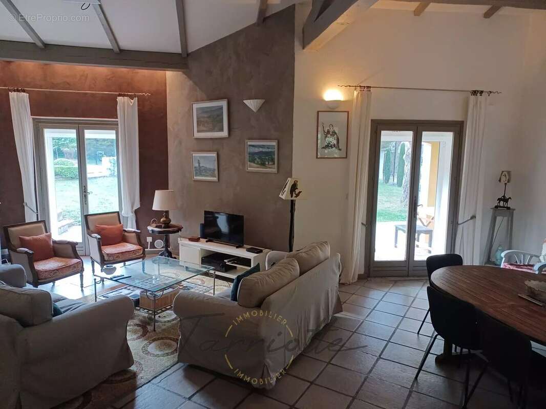 VILLA - 10570 - photo 40