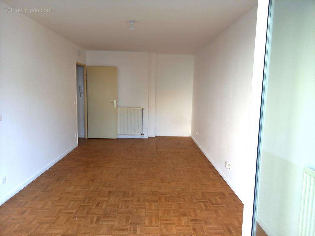 Appartement à THORIGNY-SUR-MARNE