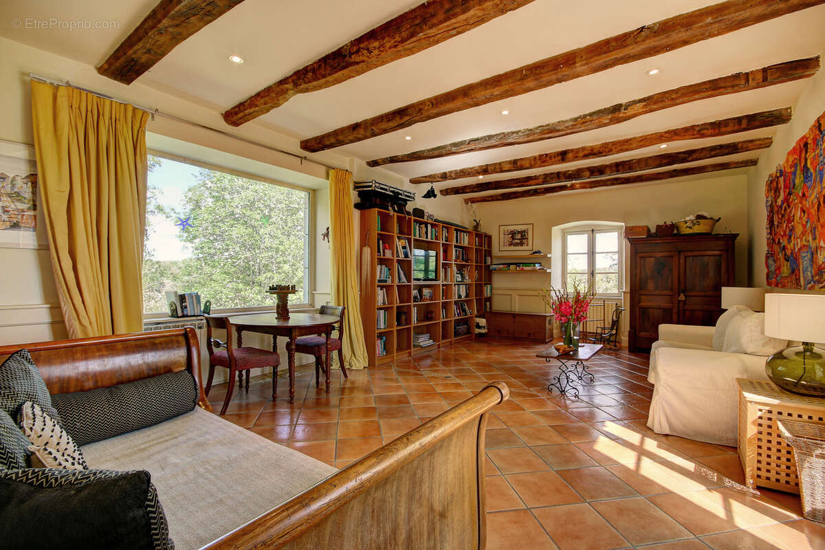 Maison à SAINT-CIRQ-LAPOPIE