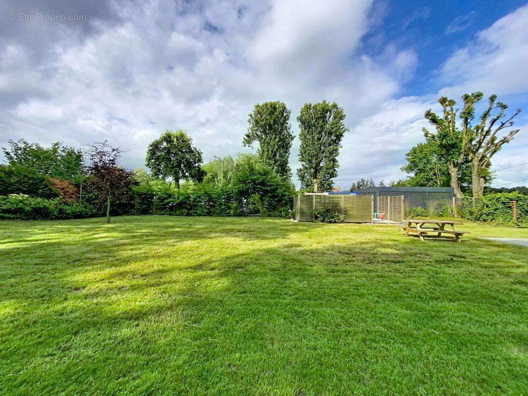 Splendide longere de 208 m² de surface habitable erigee sur 1980 m² - photo 12