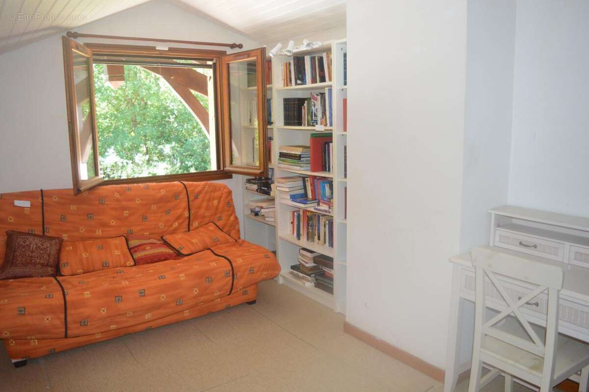Maison à vendre 5 pièces - 123 M2  au Teich (33) - photo 8