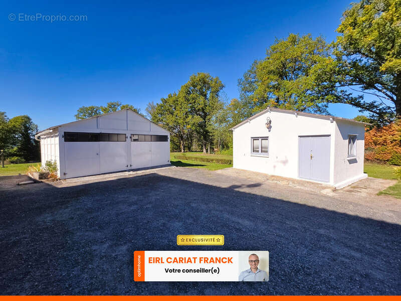 Maison à SAINT-ETIENNE-DE-FURSAC