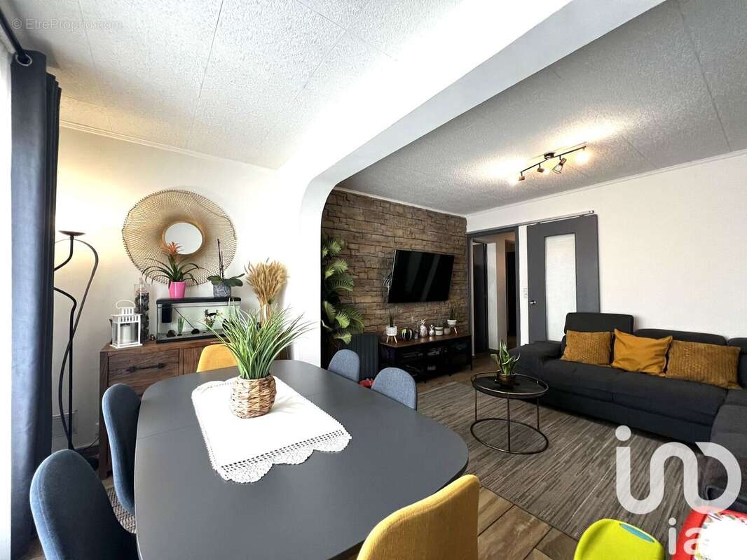 Photo 5 - Appartement à PARAY-VIEILLE-POSTE