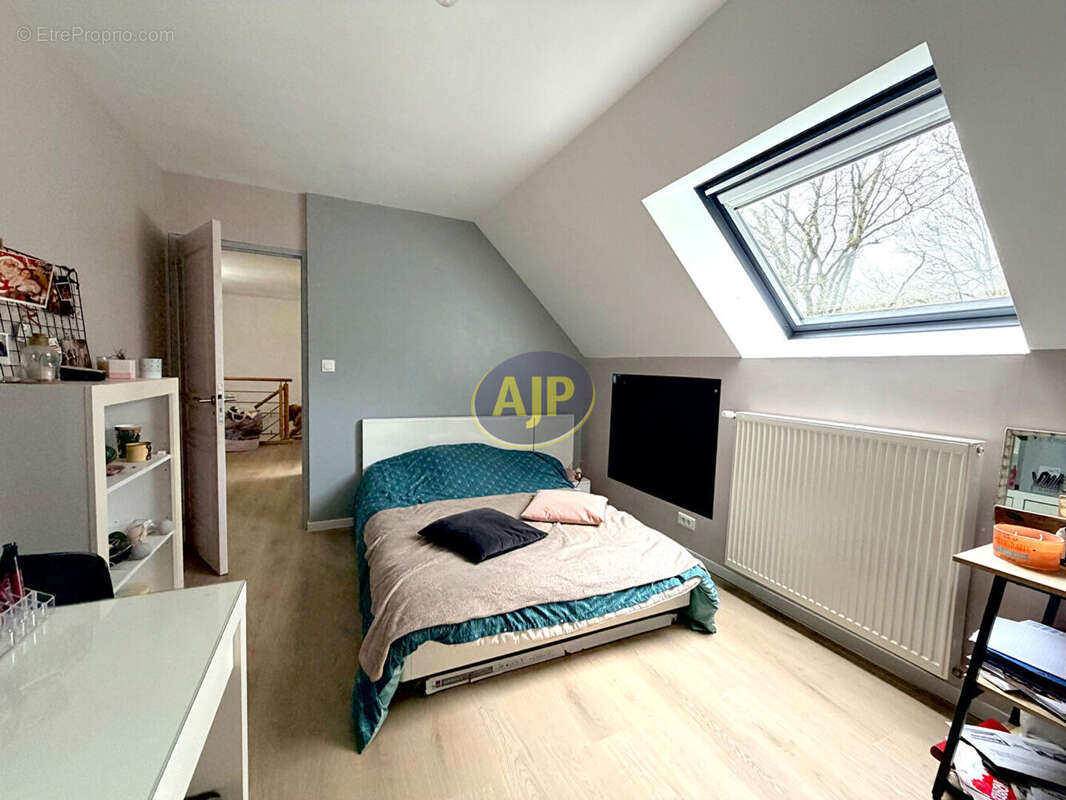 Maison à GRAND-FOUGERAY