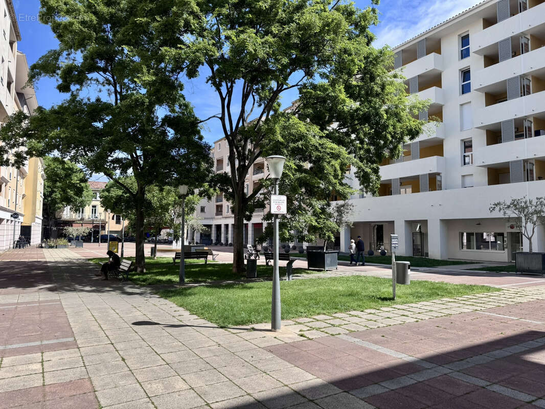 Commerce à CAVAILLON