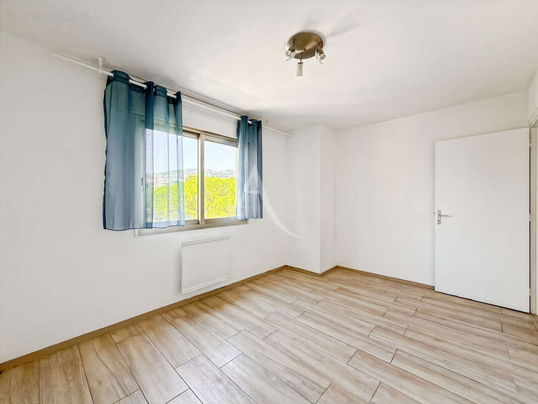 Appartement Le Cannet 3 pièces 64.06 m² - photo 11