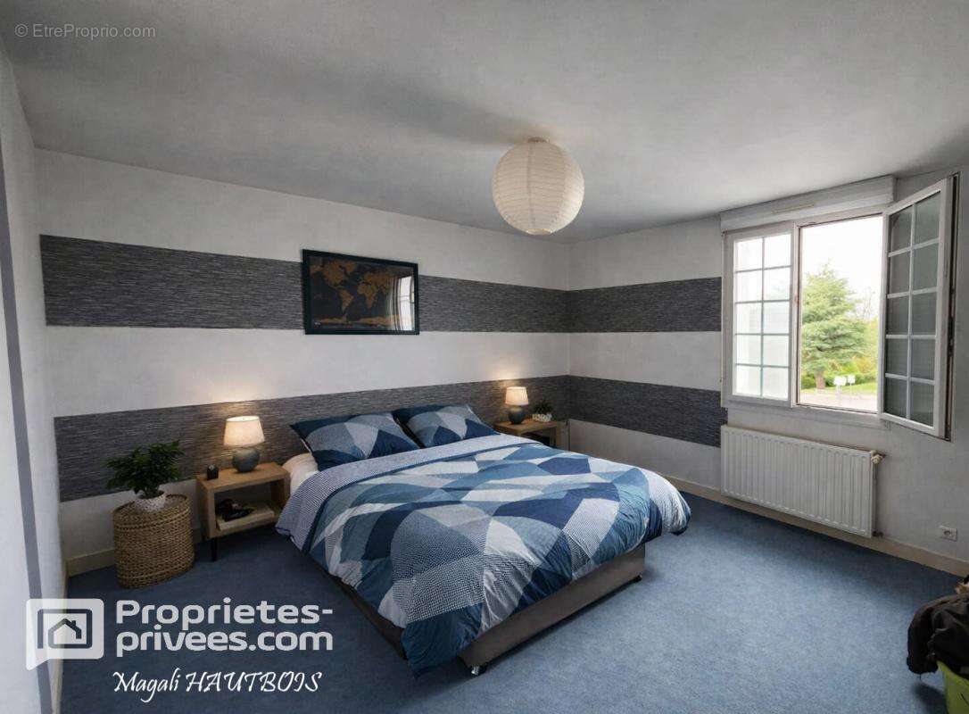 Maison à SAINT-HILAIRE-DU-HARCOUET