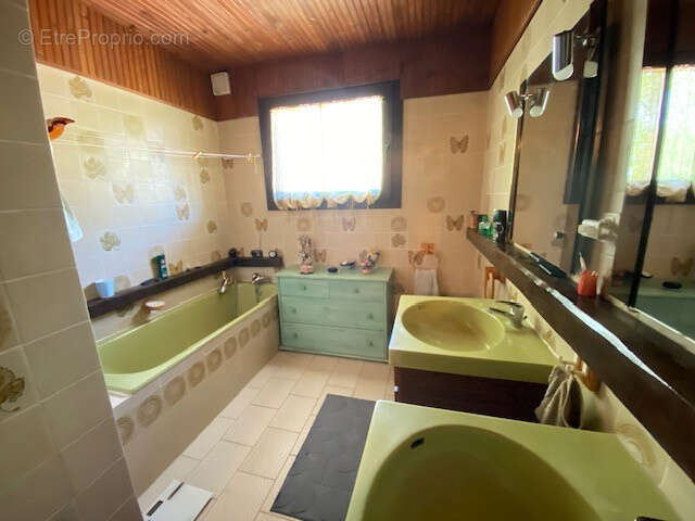 Maison à EVETTE-SALBERT