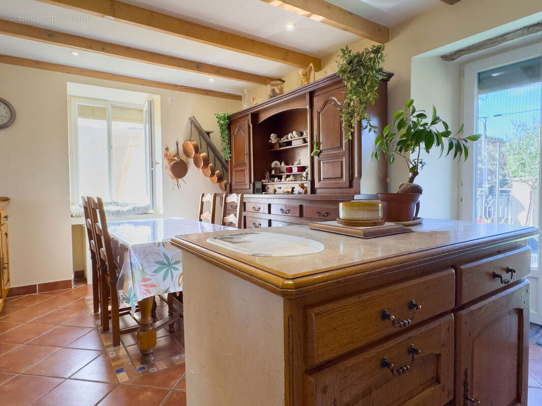 Maison à SAINT-JULIEN-EN-SAINT-ALBAN