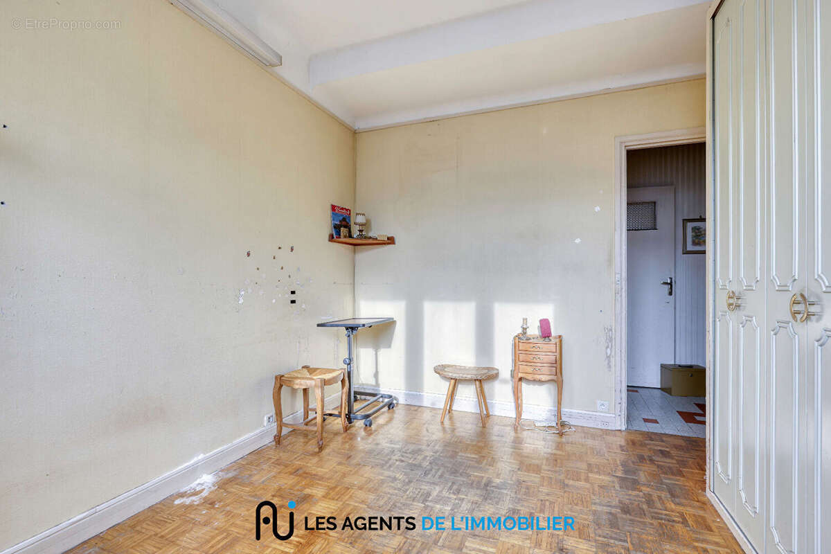 Appartement à NANTERRE