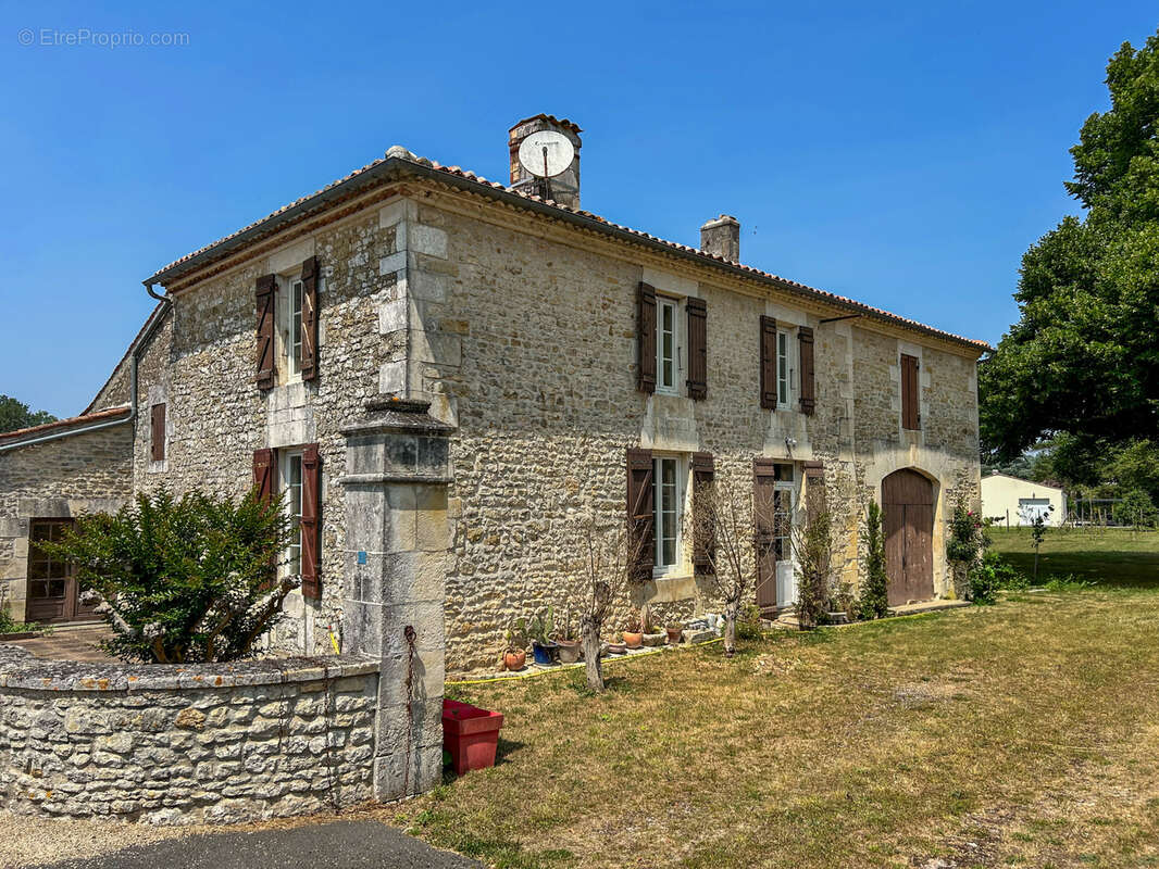 Maison à SAINT-ANDRE-DE-LIDON
