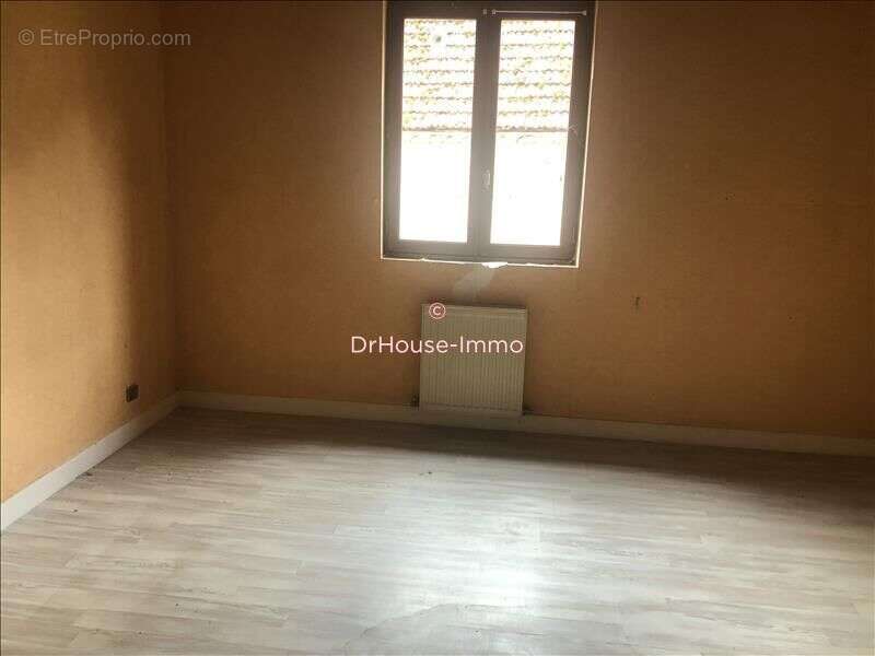 Maison 77 m² à Gintrac  - photo 4