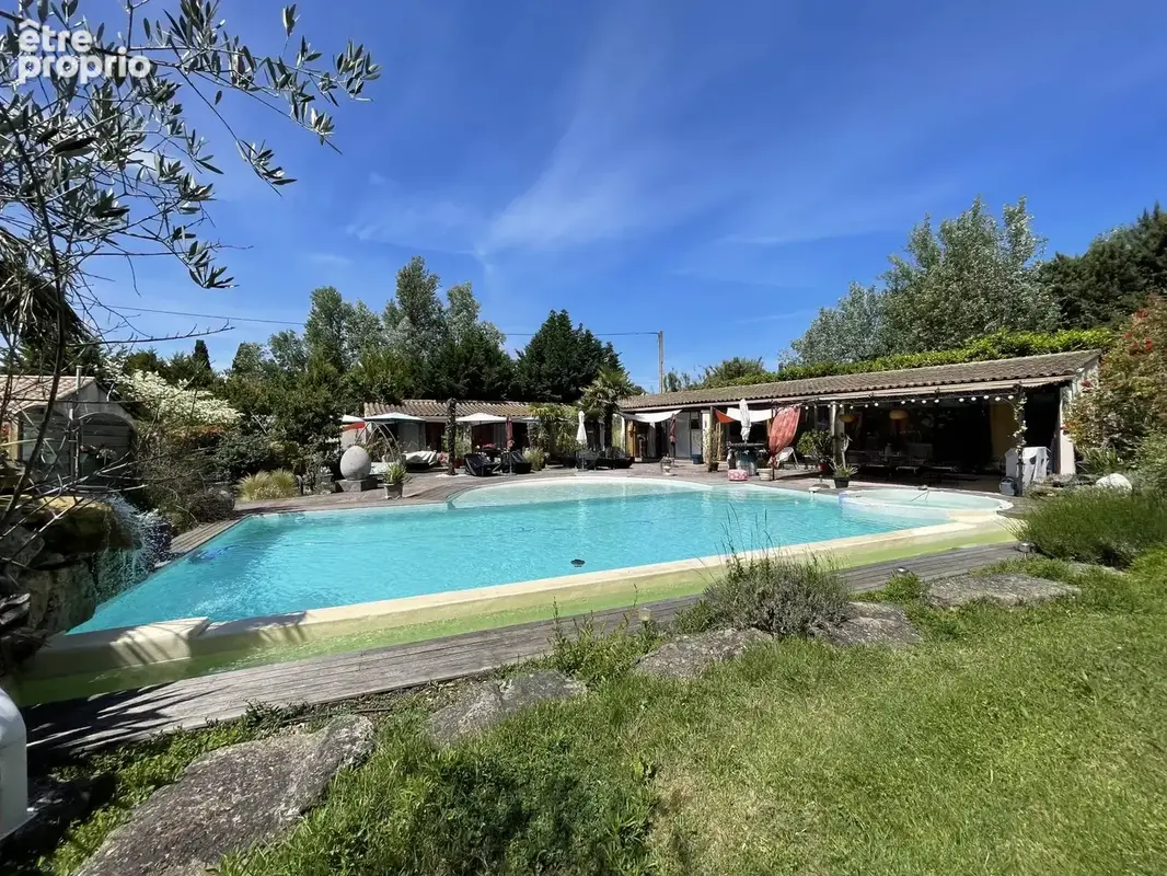 Maison 12 pièces 375 m² à vendre à Molleges (13940) - photo 3