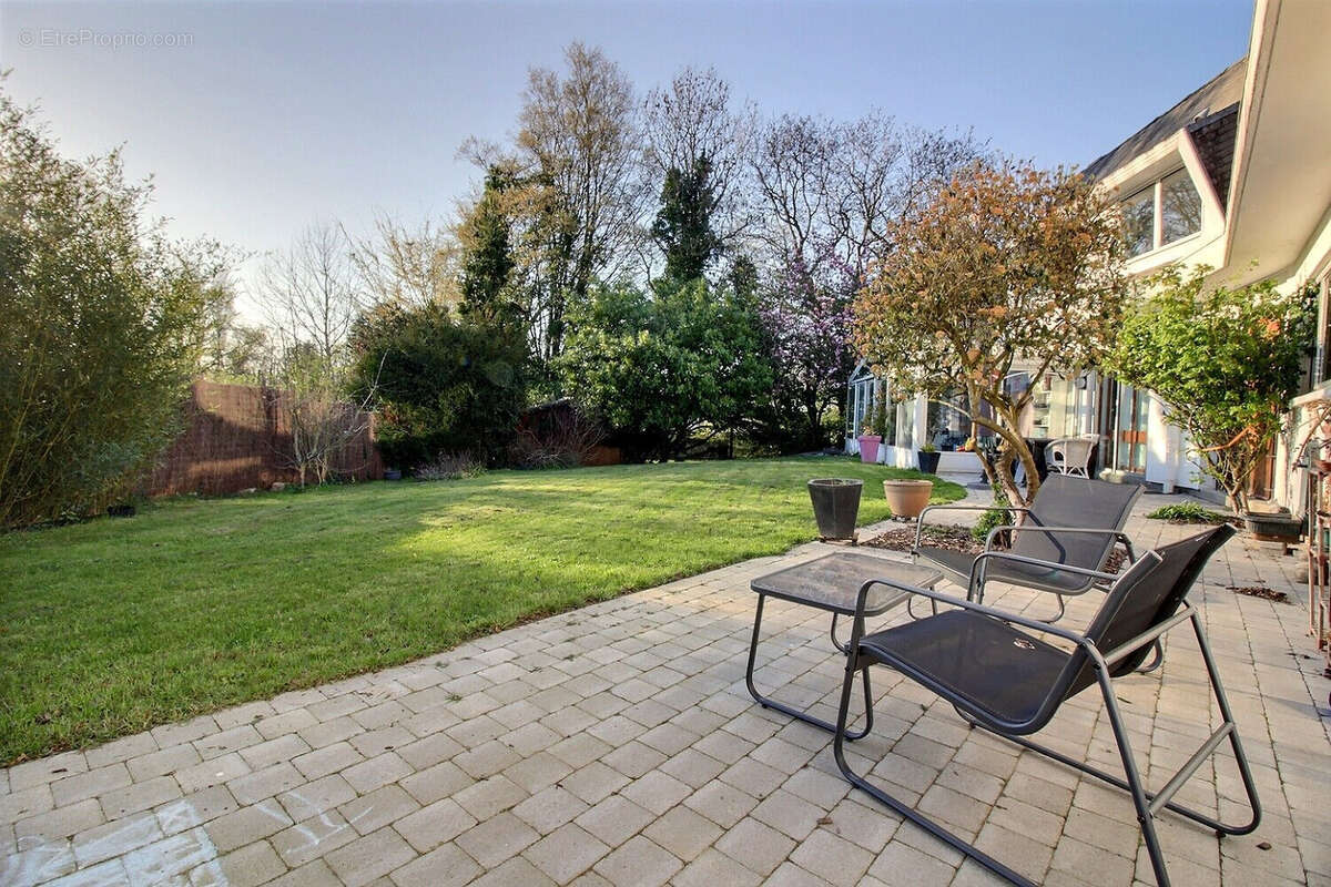 Maison à ENNETIERES-EN-WEPPES