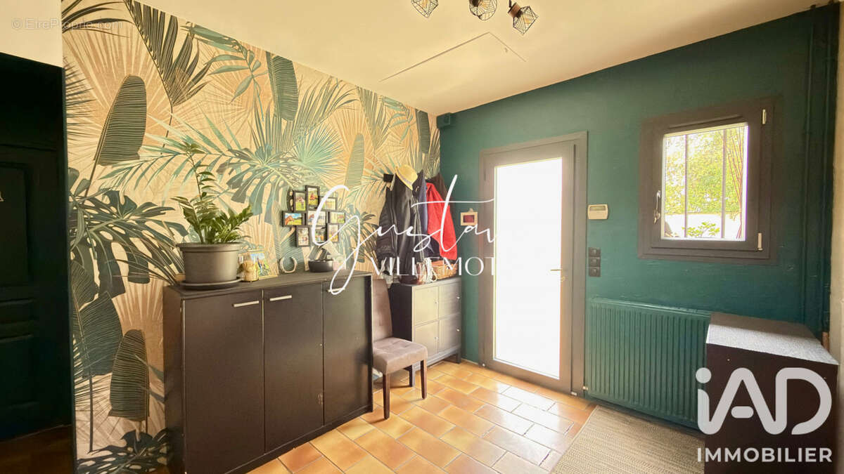 Maison 160 m² à Crepy-En-Valois  - photo 3