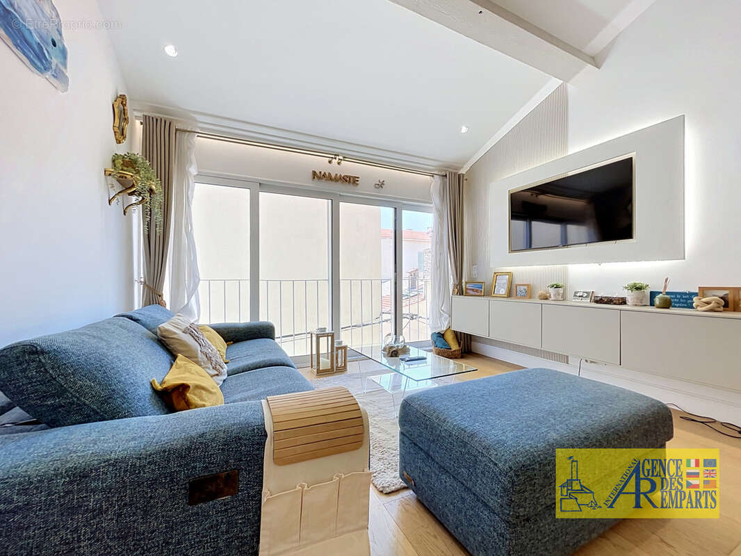Élégant duplex en mezzanine dans le Vieil Antibes - photo 9
