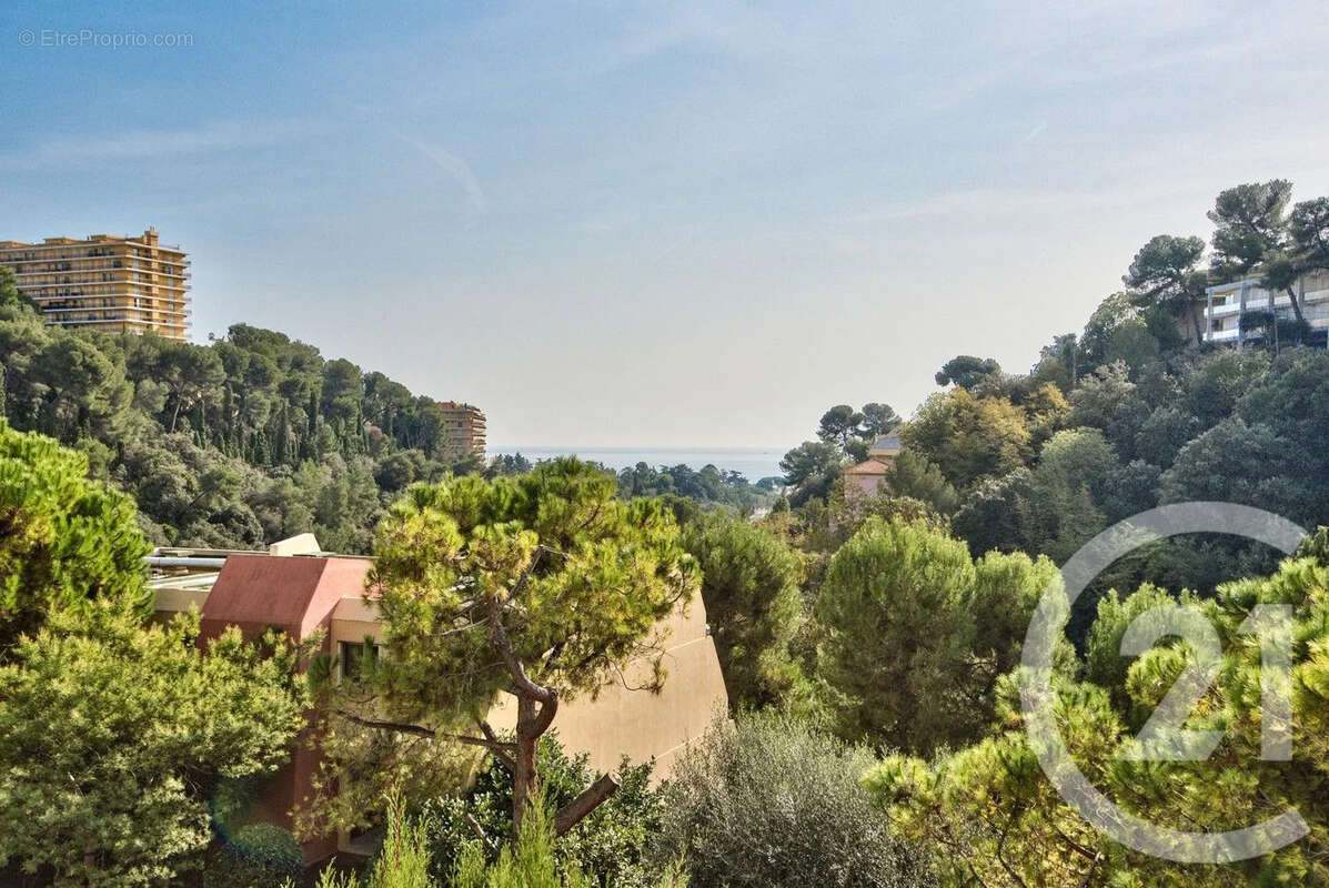 Appartement 70 m² à Nice  - photo 2