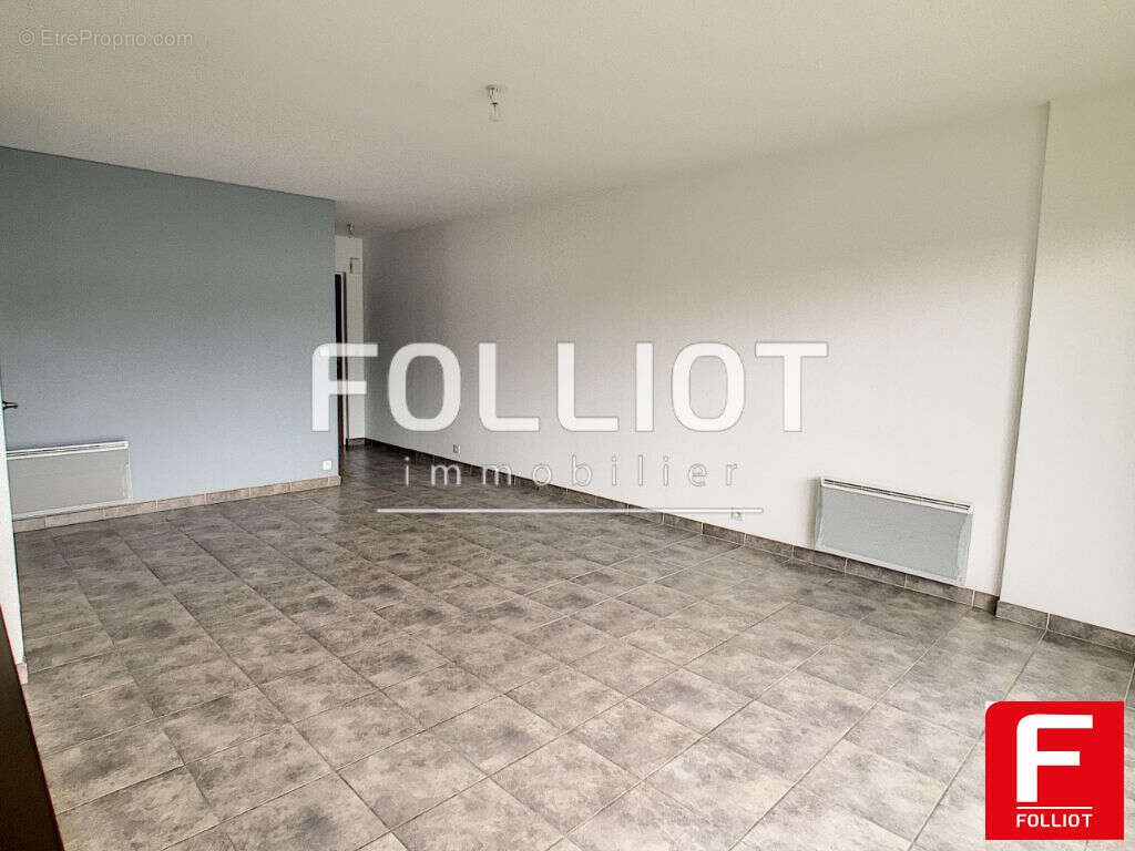 Appartement à DONVILLE-LES-BAINS