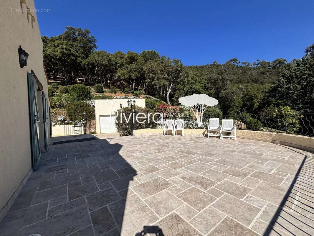 Maison à CAVALAIRE-SUR-MER