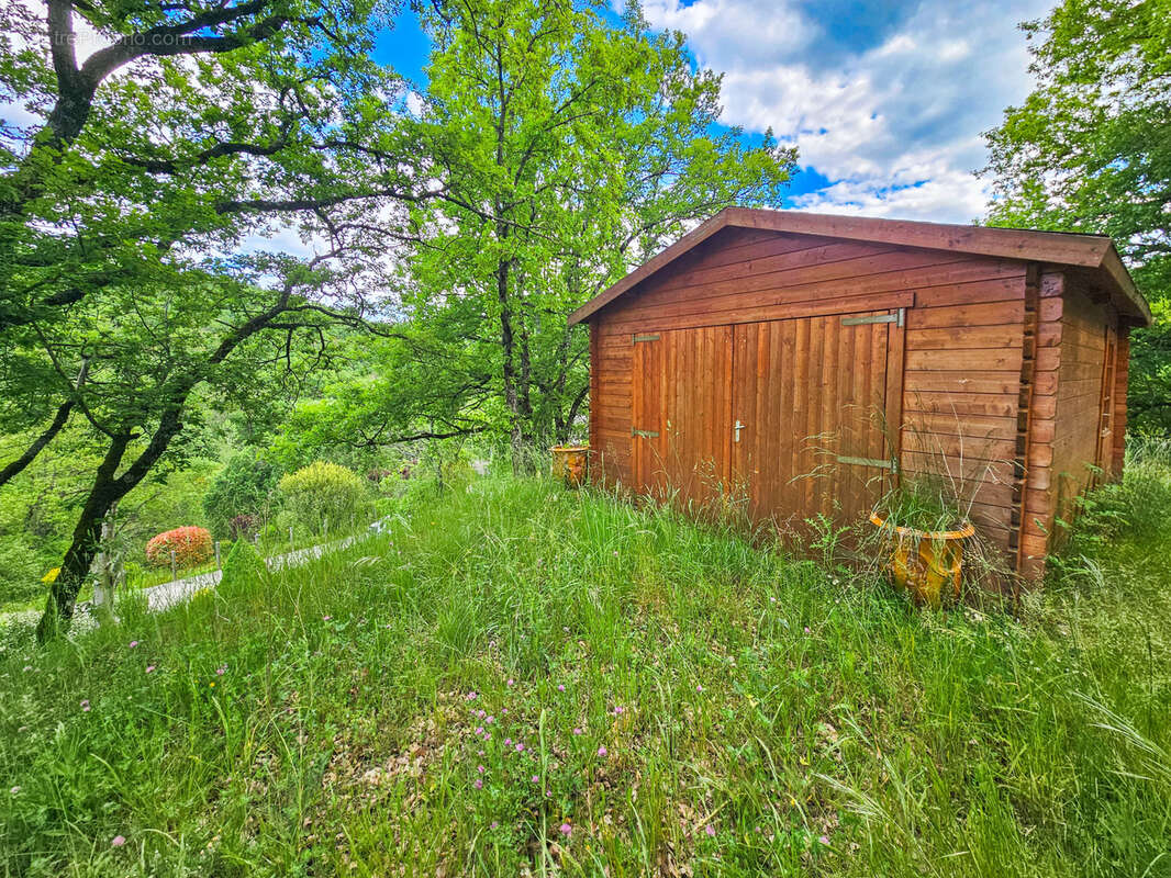 Maison à SAINT-BEAUZELY