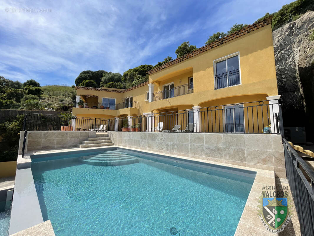 Maison à LA LONDE-LES-MAURES