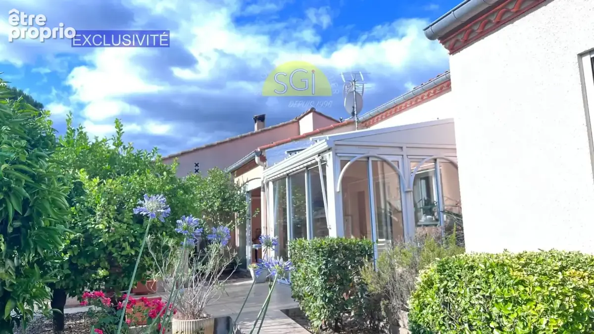 Villa de 2000 de Plain pied avec garage - photo 2