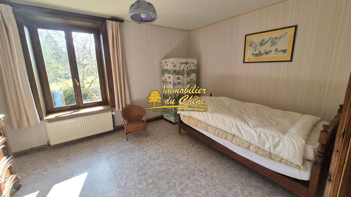 Maison à SAINT-LOUP-SUR-SEMOUSE