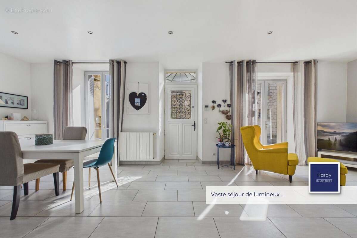 Maison à CERGY