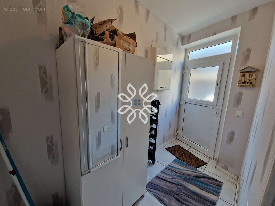Maison de ville avec jardin clos   Viager occupé - photo 17