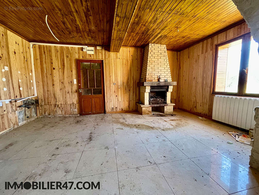 Maison à SAINT-SARDOS