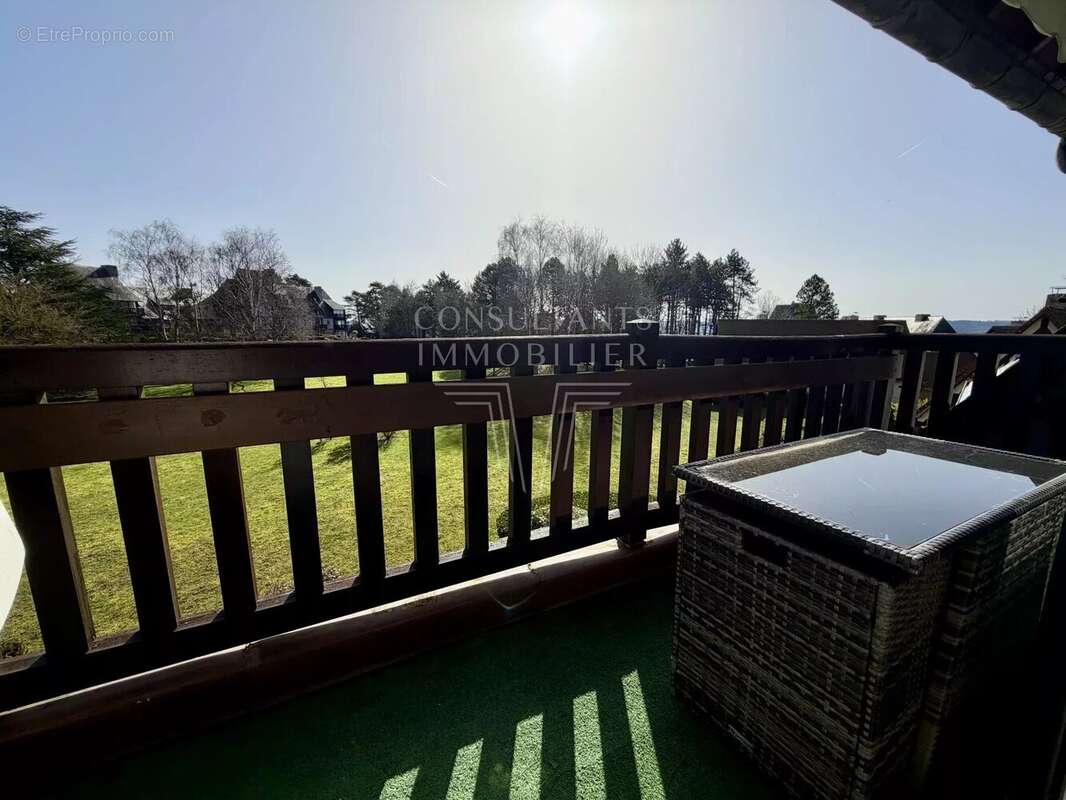 Appartement à TOURGEVILLE