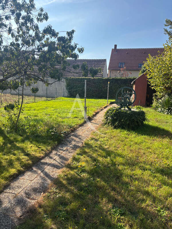 Maison à LAMOTTE-BEUVRON