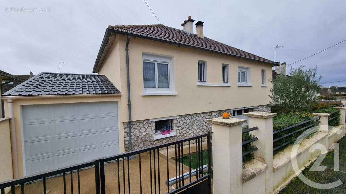 Maison à CHATEAUDUN