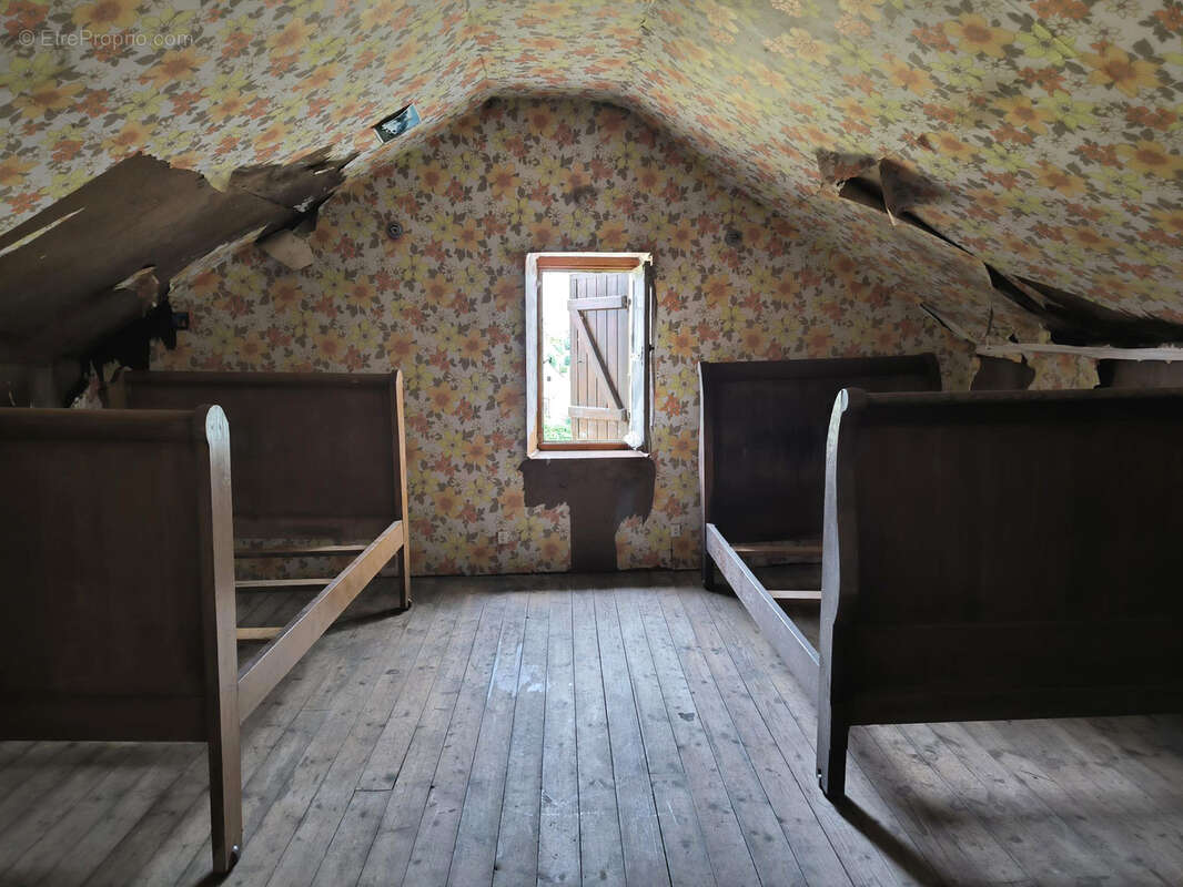 Maison à SAINTE-HONORINE-DES-PERTES