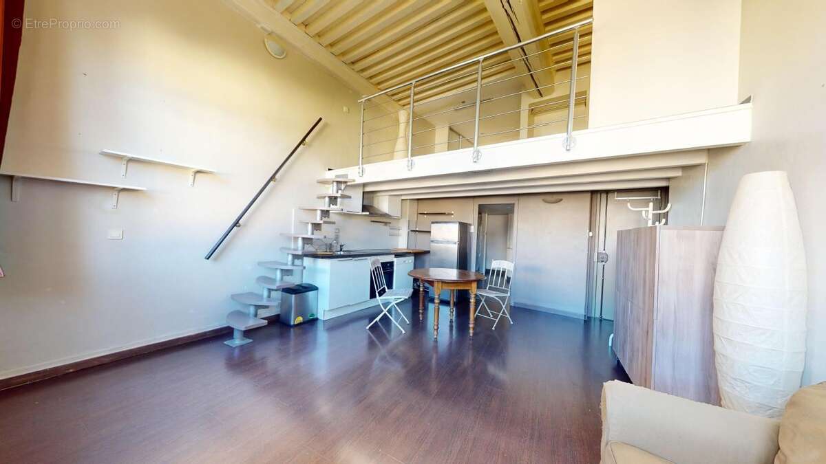 Appartement à LYON-4E