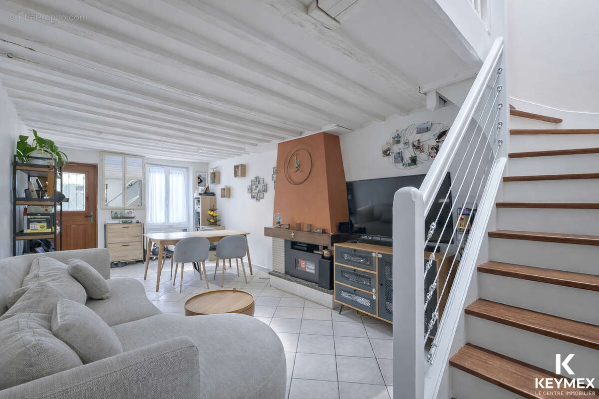 Maison à MAFFLIERS