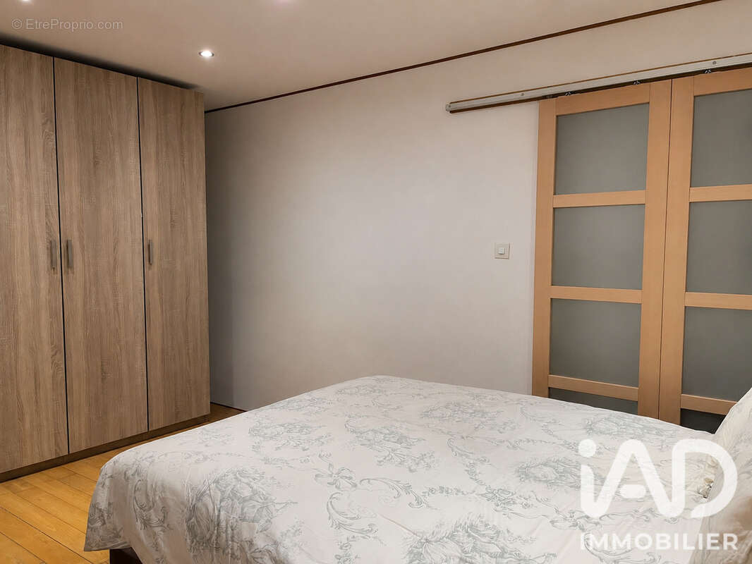 Appartement 179 m² à Orleans  - photo 8