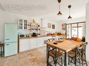 Appartement à LAUDUN-L&#039;ARDOISE