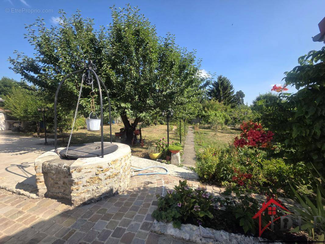 Maison à BRIE-COMTE-ROBERT