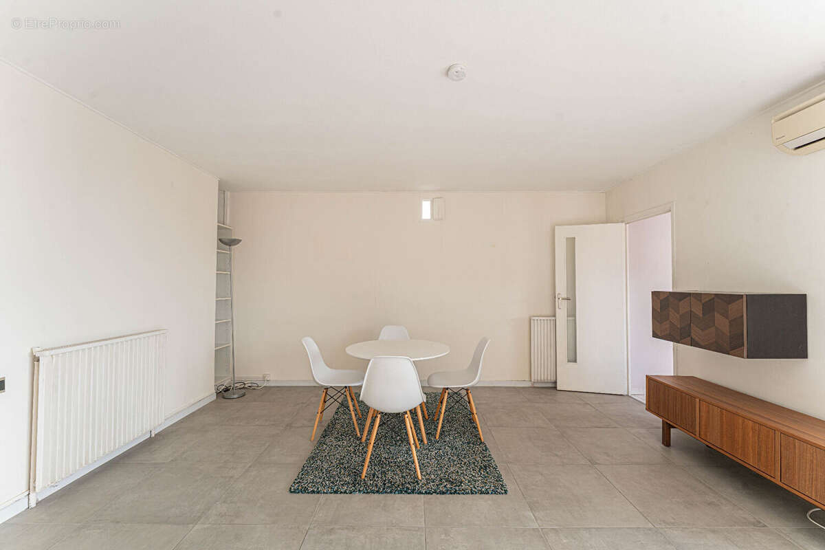 Appartement à SAUSSET-LES-PINS