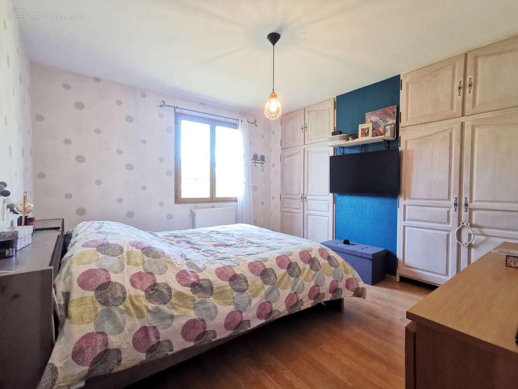 Maison à SAINT-PHAL