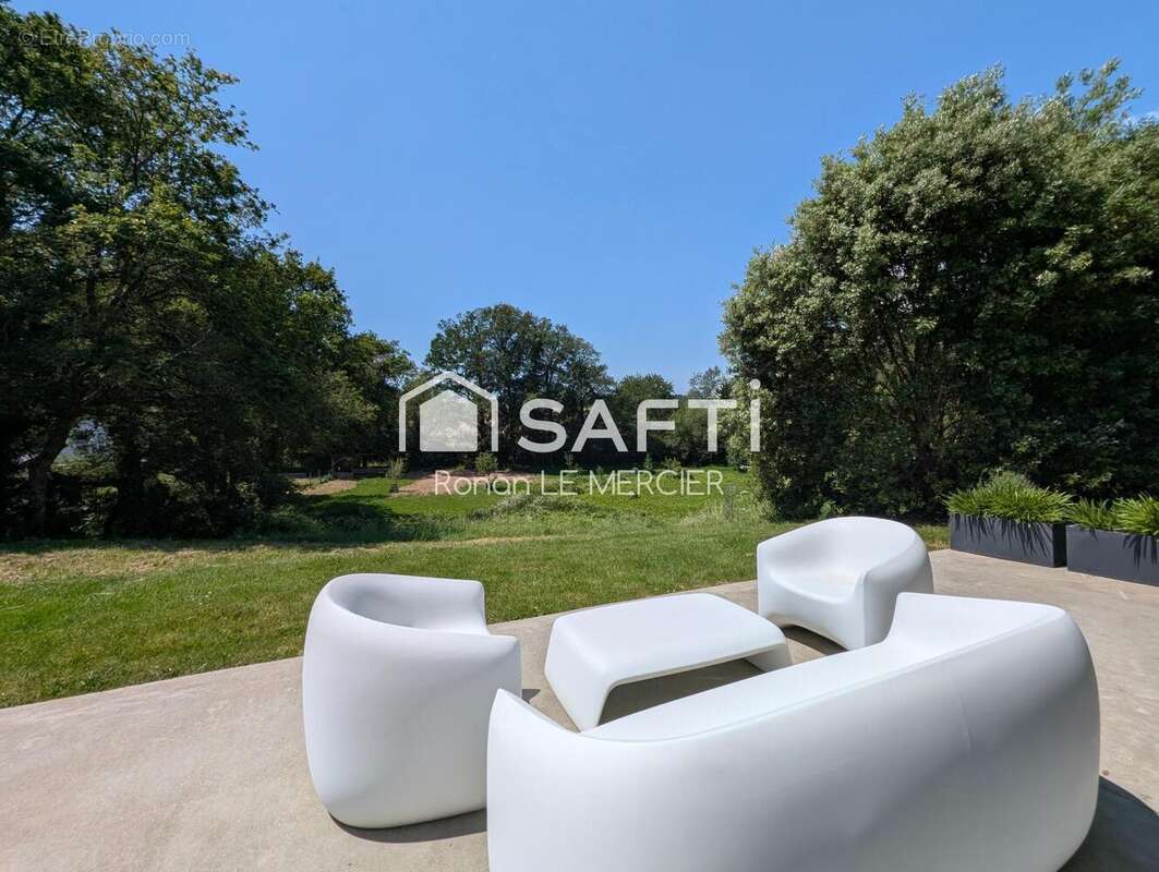 Photo 2 - Maison à SAINT-AVE