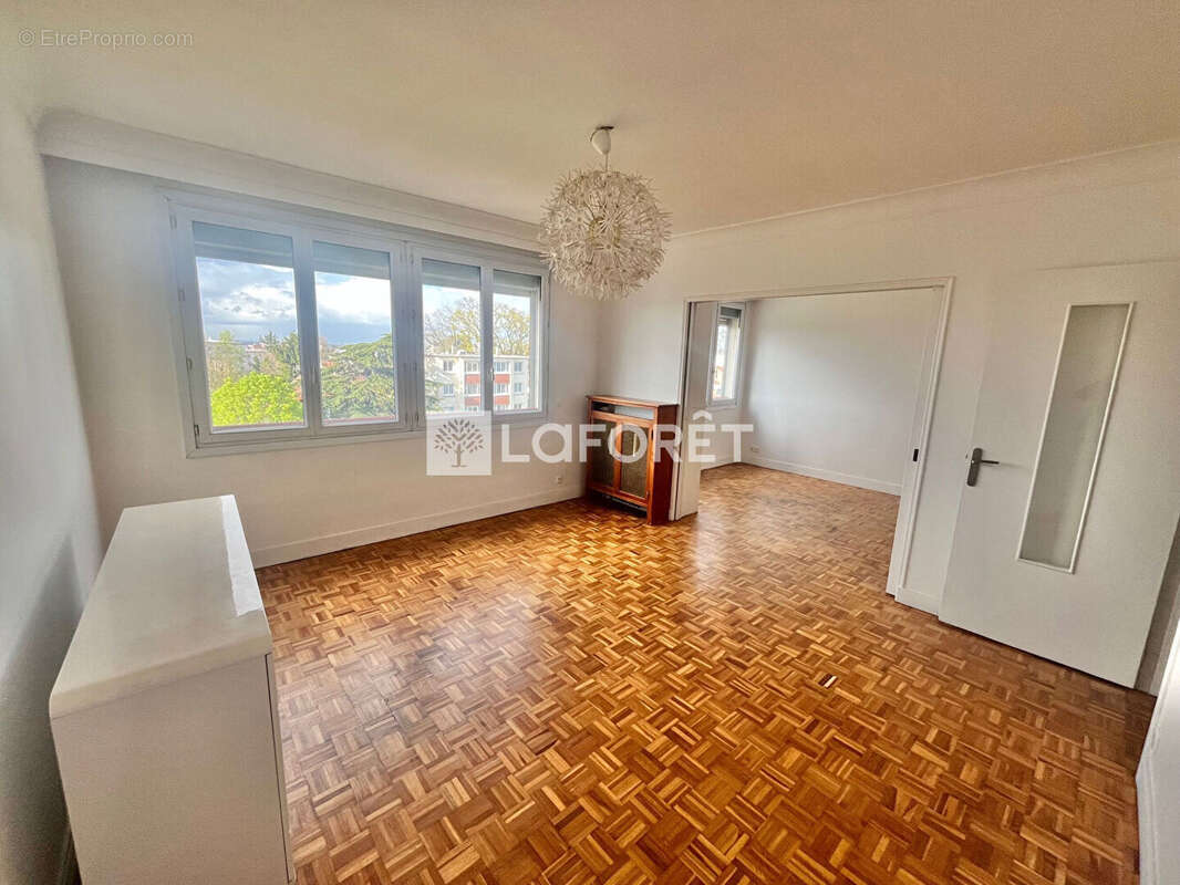 Appartement à VILLEMOMBLE