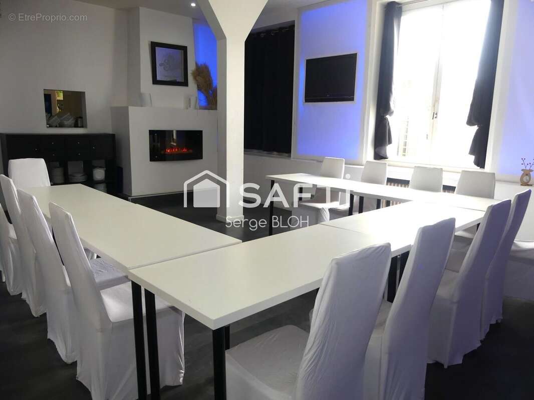 Commerce 282 m² à Gournay-Sur-Aronde  - photo 2