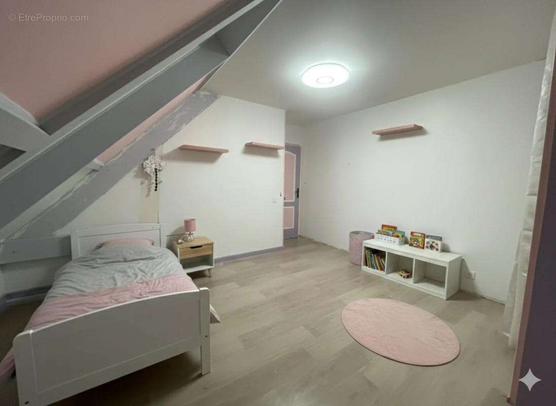 Maison à ROSNY-SUR-SEINE